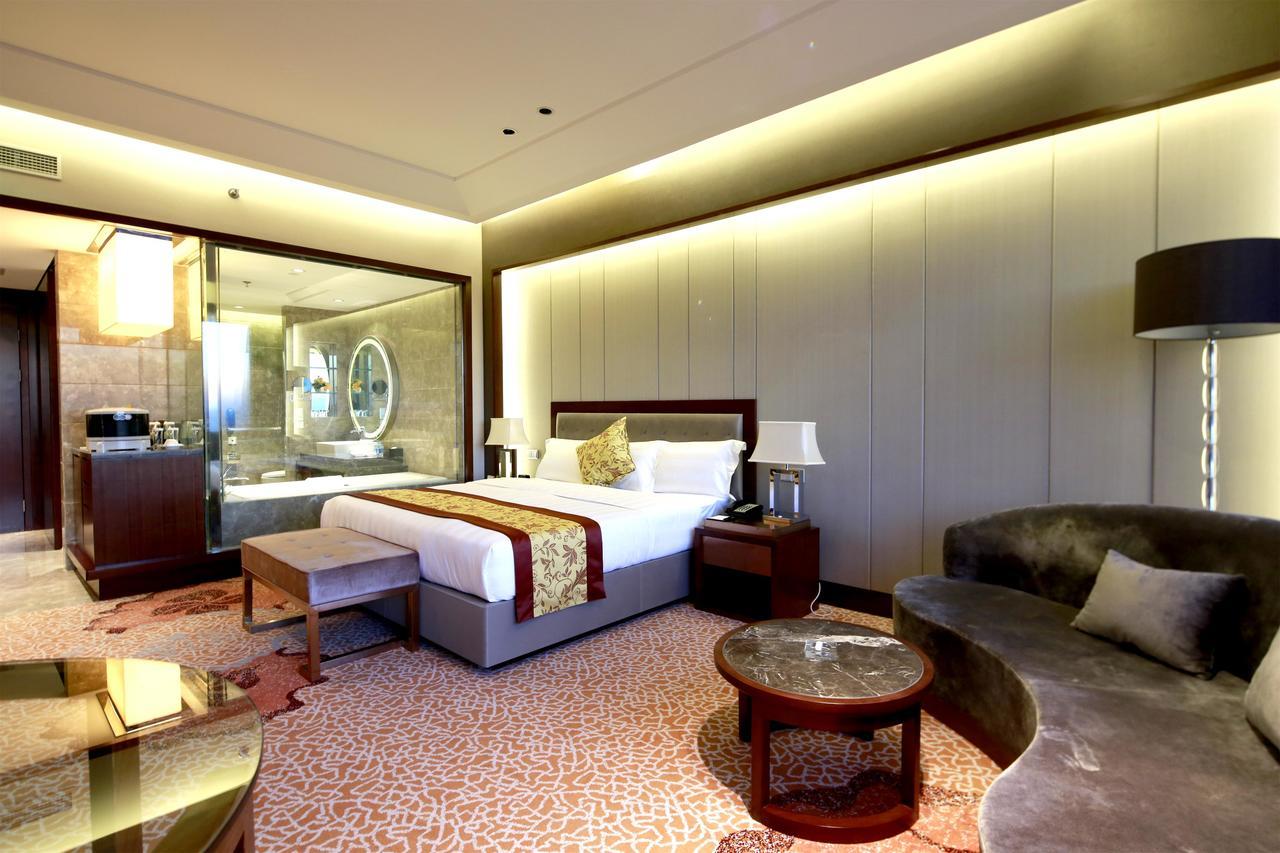 The Longemont Shenyang Hotel Exterior photo