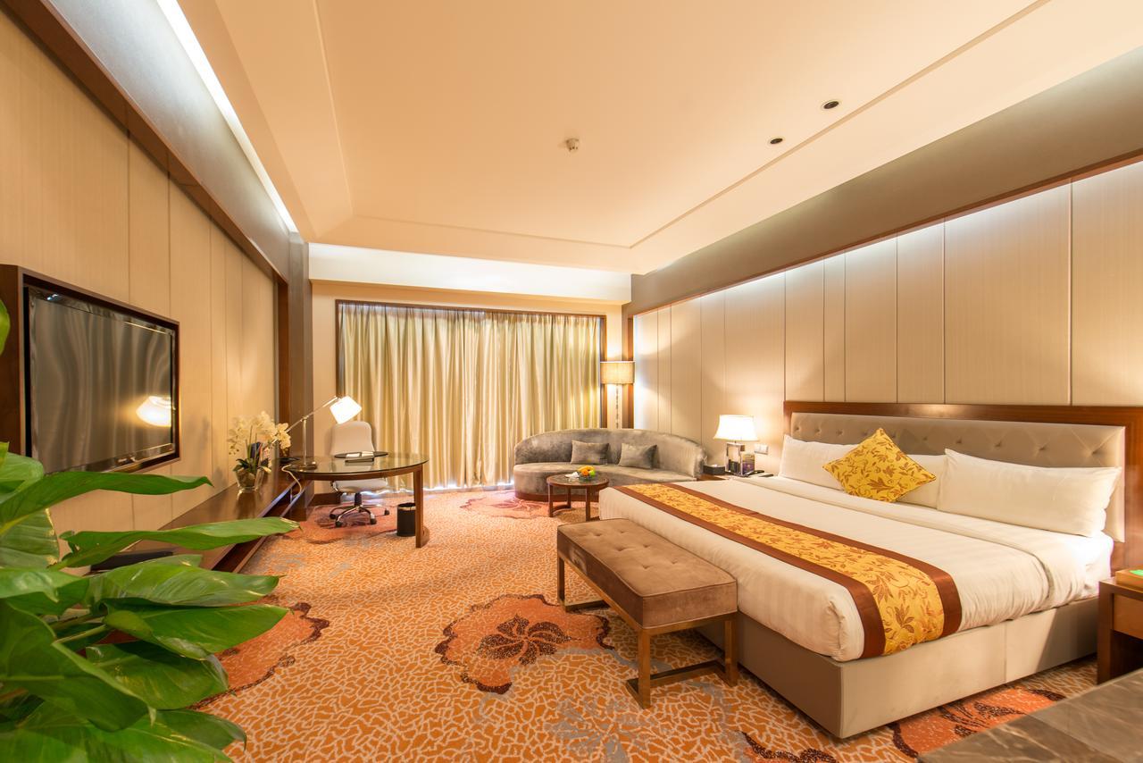 The Longemont Shenyang Hotel Exterior photo